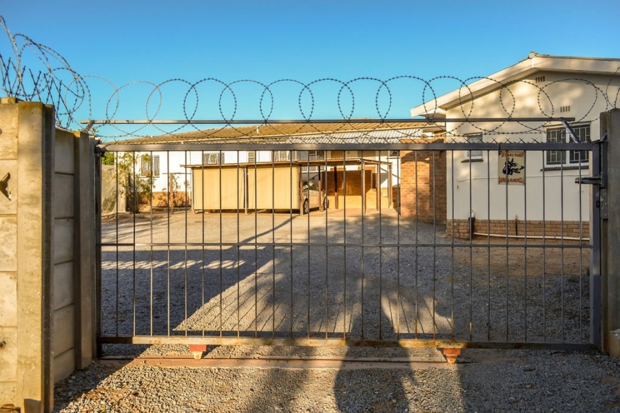 5 Bedroom Property for Sale in Klawer Western Cape